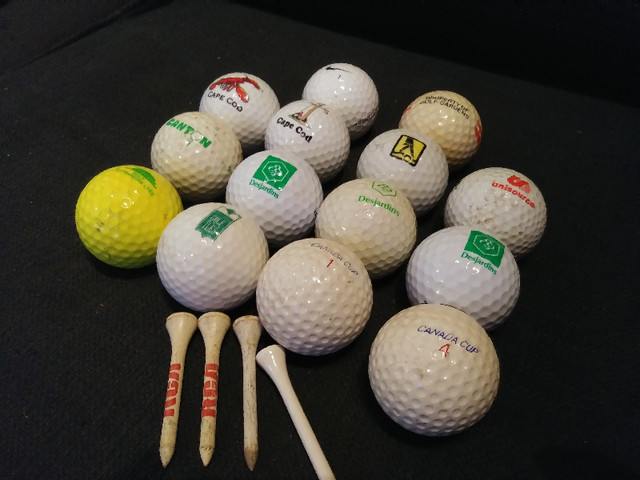Balles de golf promo x14 Collectable Promo Logo Golf Balls dans Golf  à Ville de Montréal - Image 2