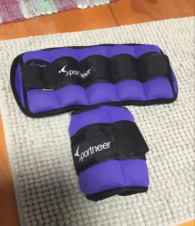 Sportneer Adjustable Ankle Weights, 5lbs x 2, View more