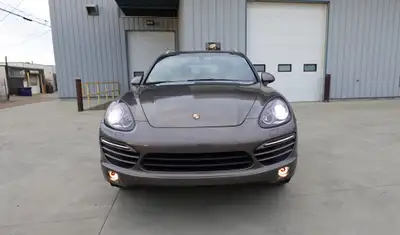 TEXT OR CALL 5879206291 2011 PORSCHE CAYENNE 4D UTILITY 4WD Air Conditioning - Alloy Wheels - ABS Br...