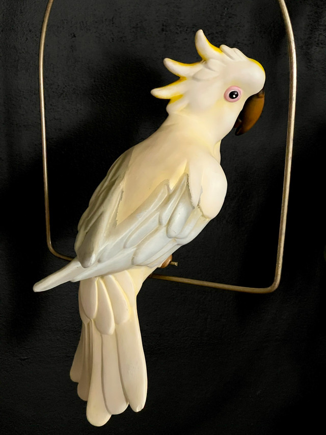 Vintage Ceramic Hanging Cockatoo & Copper Birdcage Stand in Arts & Collectibles in Leamington - Image 4