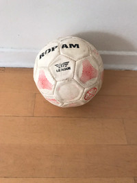 Soccer ball size 4 - Ballon de soccer