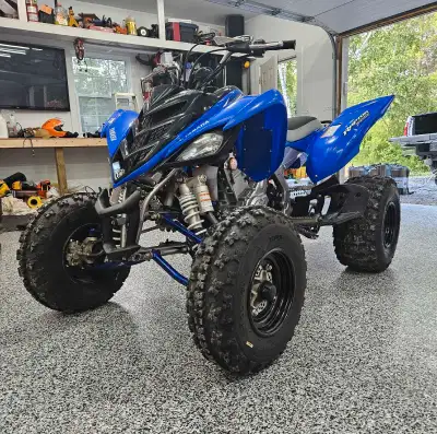 Like new raptor 700R This is a very low hour machine that has spent more time in the garage than on...