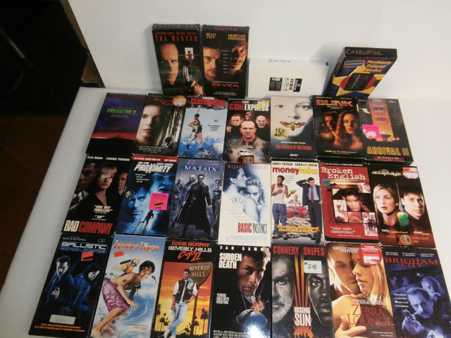 Lot  50 movies VHS in CDs, DVDs & Blu-ray in Stratford - Image 4