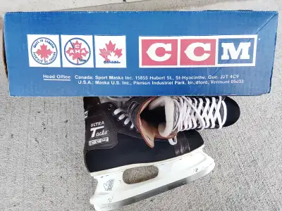 Patins à glace pour homme CCM Ultra tacks Pointure 8 1/2 et PLUS, View more
