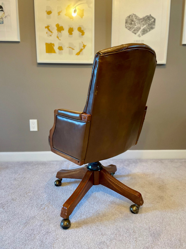 Vintage Office Desk Chair - brown leather and solid wood  in Chairs & Recliners in Edmonton - Image 3