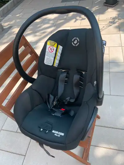 Maxi Cosi Mico Infant Car Seat with Base. It has a lifespan of 8 years from the date of manufacture...
