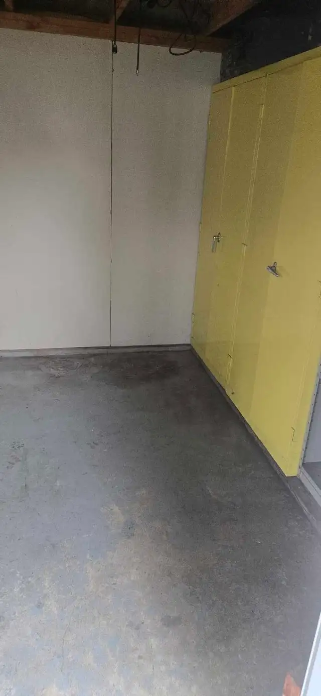 Storage Space589179079738664961