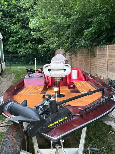 19’. Feet long great working condition