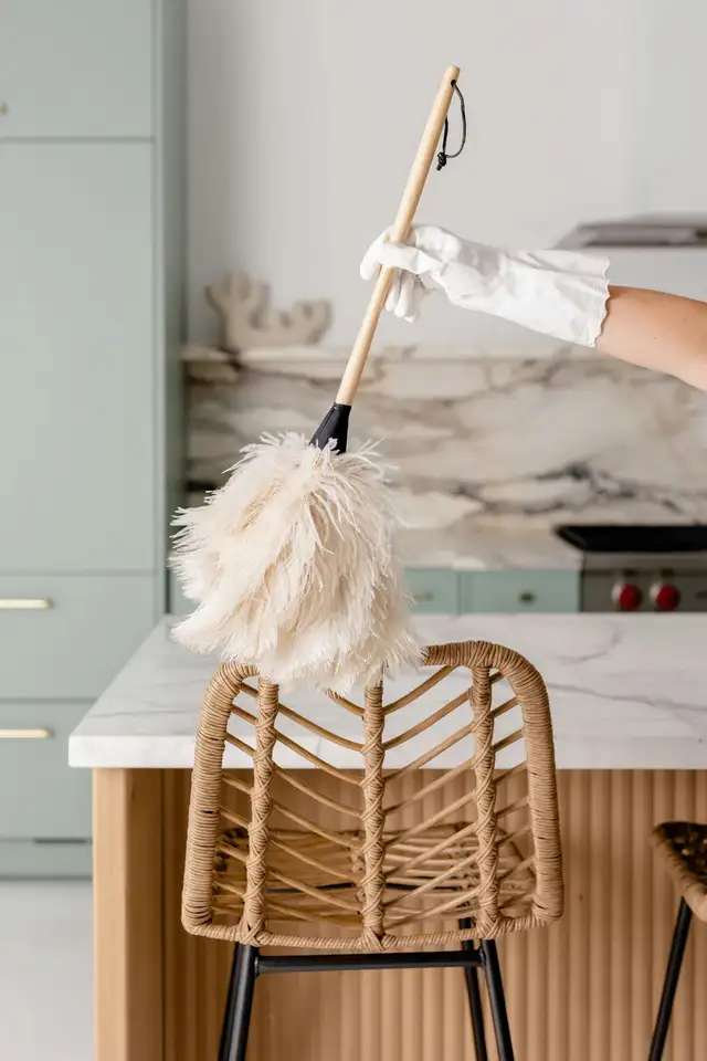 HOUSEKEEPER
