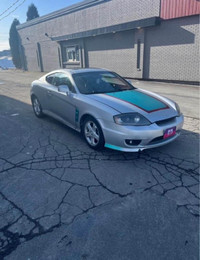 hyundai tiburon 2006  2500$ negociable spring clean up