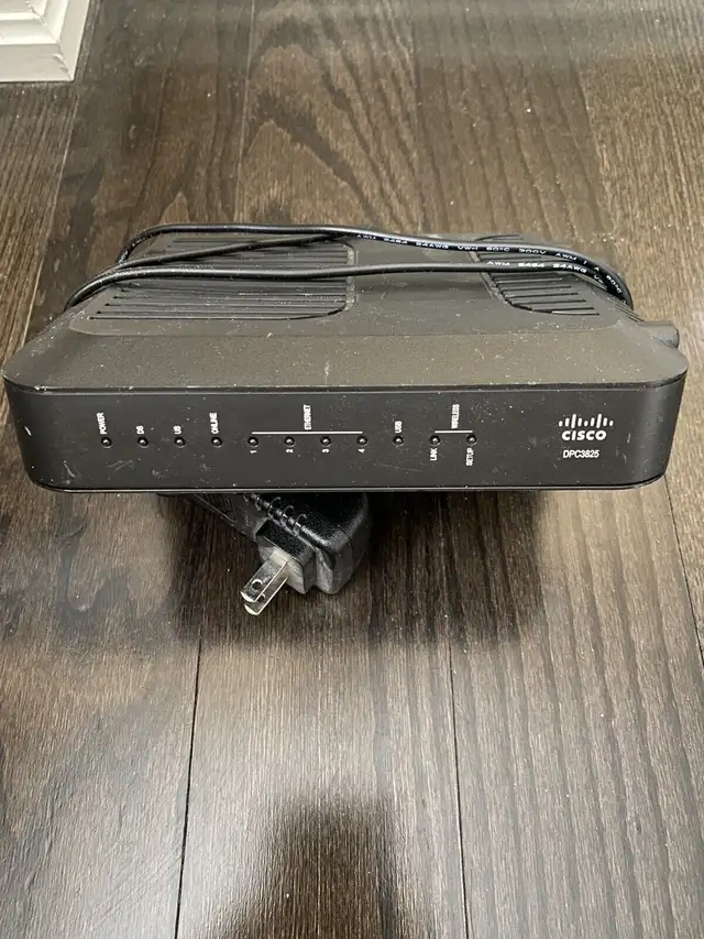 CISCO DPC3825 Cable Internet Modem / Wireless Router