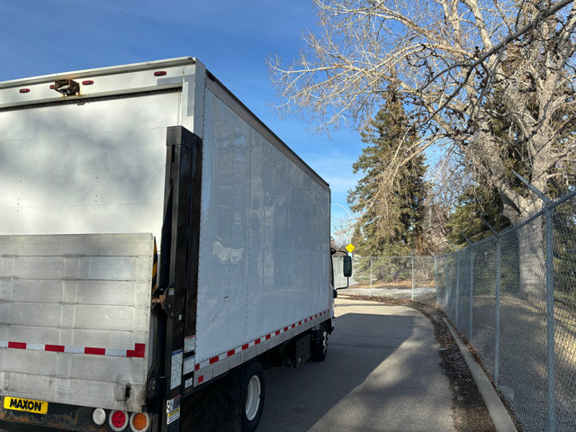 2015 Isuzu NPR HD Cube Diesel with power Liftgate in Cars & Trucks in Calgary - Image 3