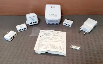 Maple Leaf Travel - Converter Adapter Kit. Complete, compact travel kit includes powerful 1600 watt...