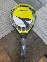 Diadora S19 Jr tennis racquet 