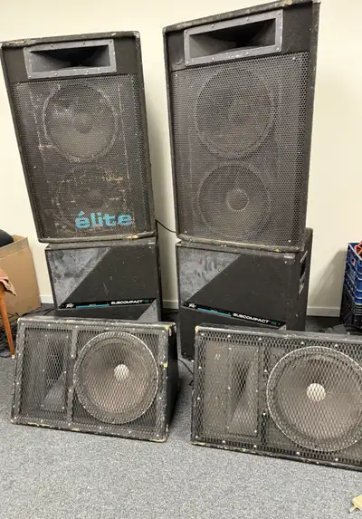 Professional PA System available Peavey XR1600F 20 Channel Powered Mixer 2- Elite 2-15 Speaker Cabin...