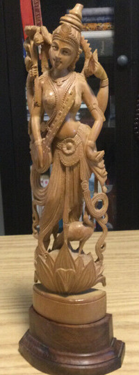 Statuette en bois Sandalwood fabriquée en Inde