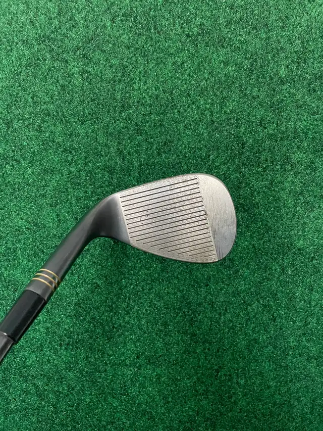 Taylormade MG2 Wedge 56 Degree in Golf in Ottawa - Image 4