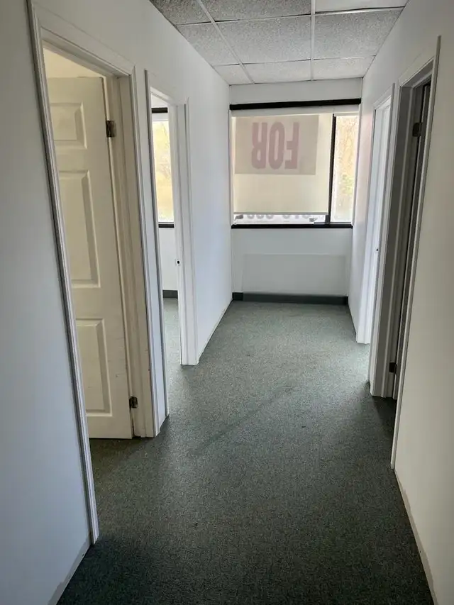 Unit For Rent in Commercial & Office Space for Rent in Oshawa / Durham Region - Image 9