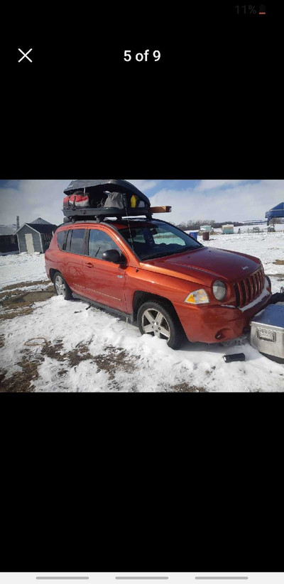 2011 jeep compass TRADES FOR SUV VAN OR LIGHT TRUCK