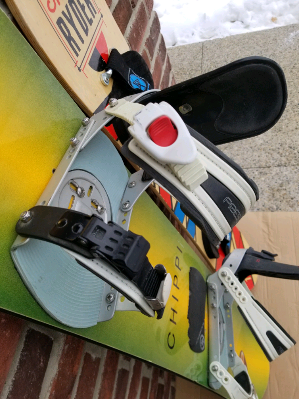 SNOWBOARD **WITH BINDINGS**
(Please Read The Description)548862420352378888