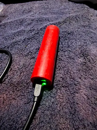 Red Dead Redemption 2 Dynamite USB portable charger / power bank collectible Tested and working Uniq...
