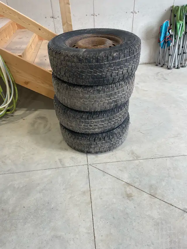 Used winter tires in Tires & Rims in Grand Bend - Image 5
