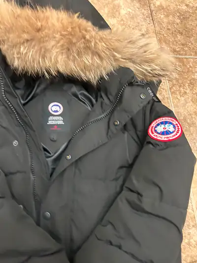 Manteau Canada goose unisexe authentique réel prix 1000$