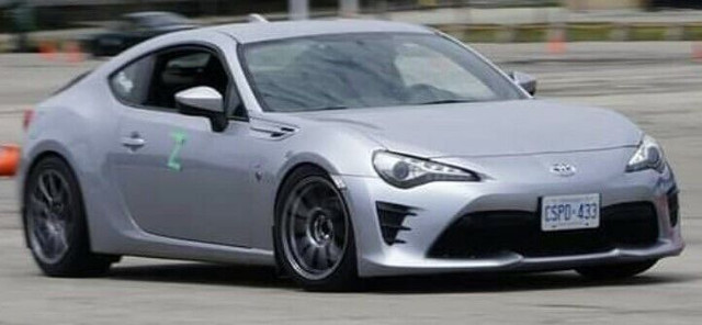 2017 Toyota 86 Manual in Cars & Trucks in City of Toronto - Image 3