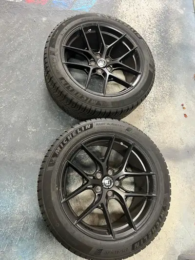 Set of 4! Good winter tire options. Braelin Rims - size: 20x9" Front and 20X10" Rear. Offset: +40 Fr...