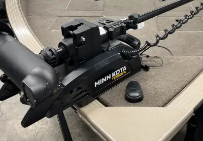 2022 Minn Kota Terrova 80/US2/IP BT, 24 volt, US2 transducer, I-pilot, blue tooth, 60” shaft. Foot p...