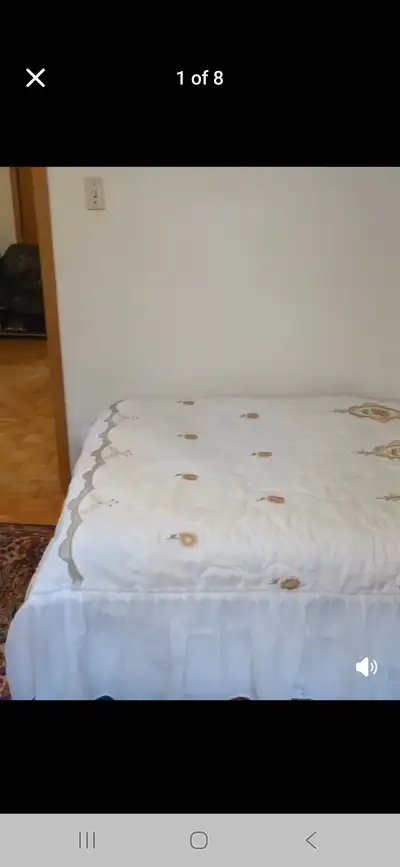 This bright and clean room is available for immediate occupancy near the convenient intersection of...