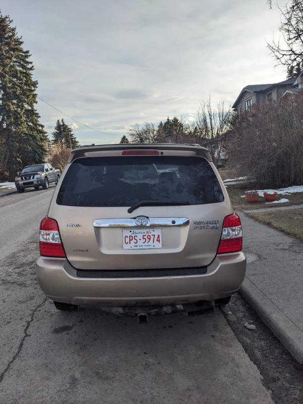 2006 Toyota Highlander in Cars & Trucks in Calgary - Image 4