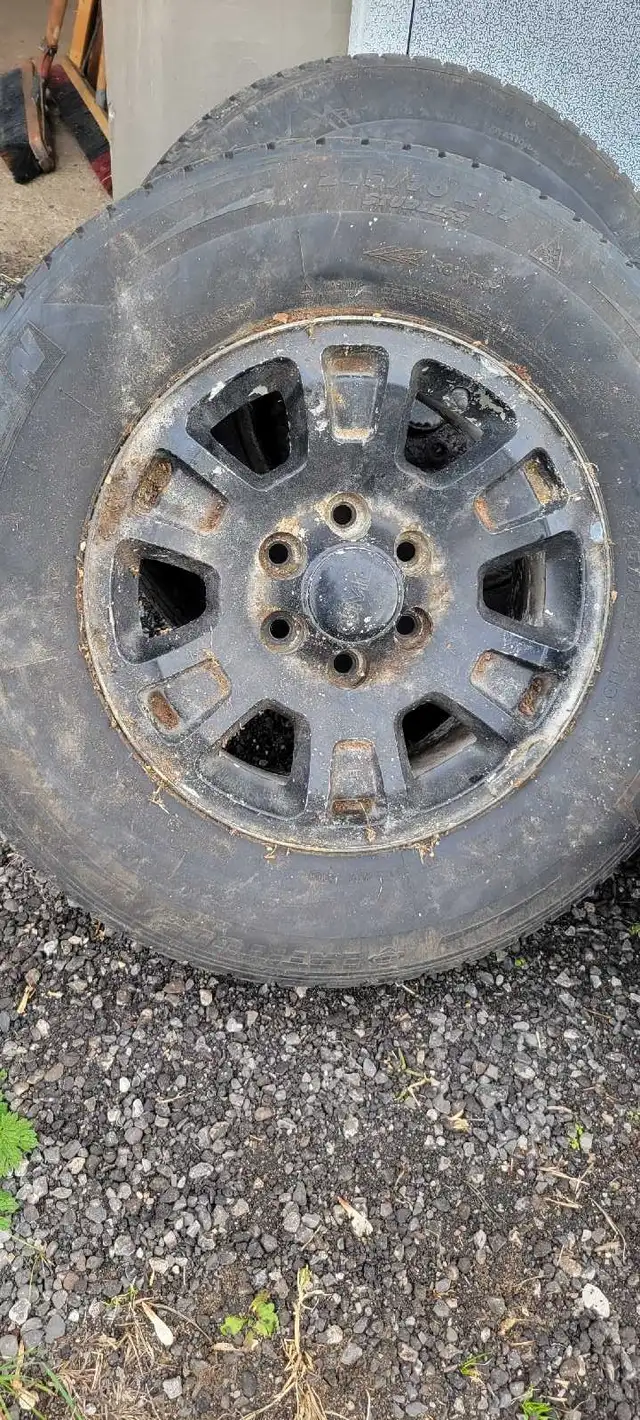 sierra silverado rims tires winters in Tires & Rims in Kitchener / Waterloo - Image 2