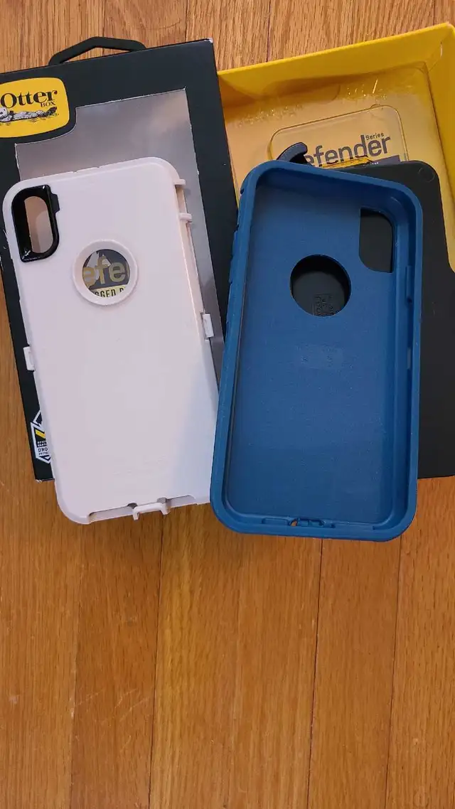 OtterBox Defender Series for iPhone Xs Max in Cell Phone Accessories in City of Toronto - Image 5