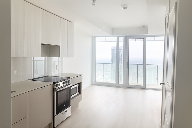 Modern 1BR Condo at MCity Mississauga all utilities included