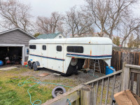 Weekender GN horse trailer
