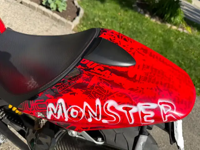 Ducati Monster in Sport Bikes in Barrie - Image 9