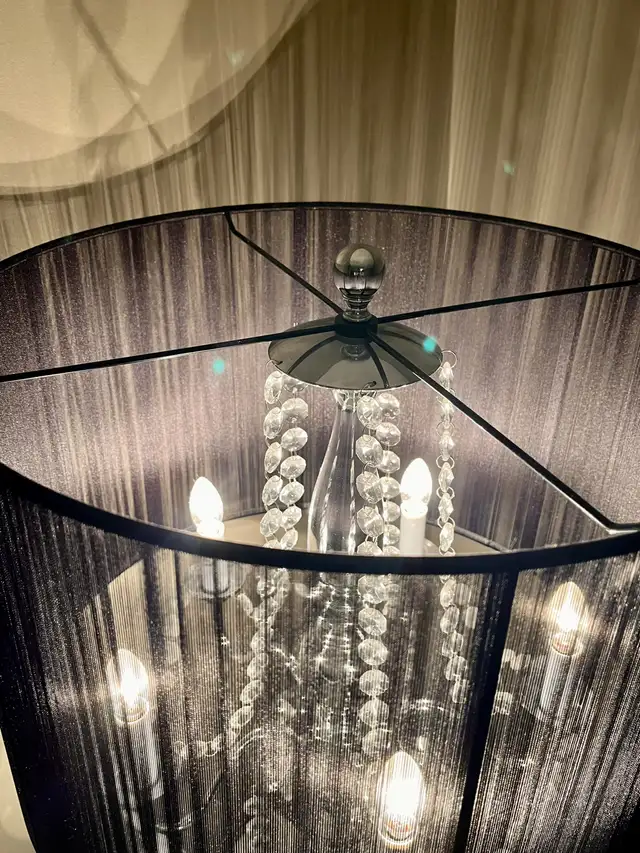 Reduced! Beautiful Black & Crystal Lamp in New condition in Indoor Lighting & Fans in Markham / York Region - Image 5