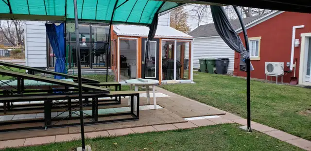 ROOM FOR RENT IN EAST MONTREAL62864378112257122