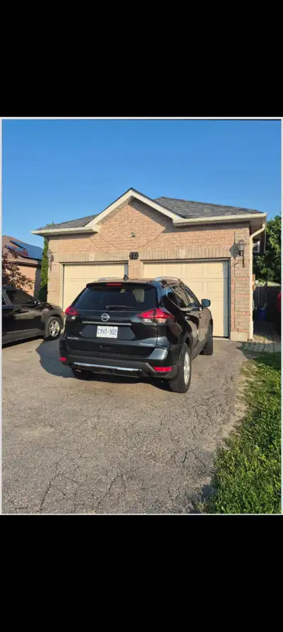 Lower unit suite for rent. Separate entrance. Quiet neighborhood