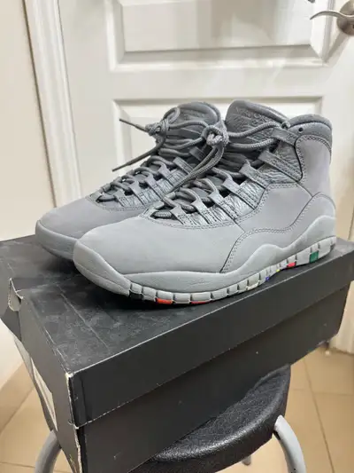 Air Jordan 10 Cool Grey Size 9.5 Located near Bathurst and Steeles Minor scuff and minor creases Com...