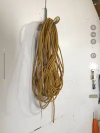100 foot Extension Cord needs end 