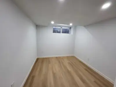 1 Bedroom shared Kitchen, washroom  available for 1 month only.