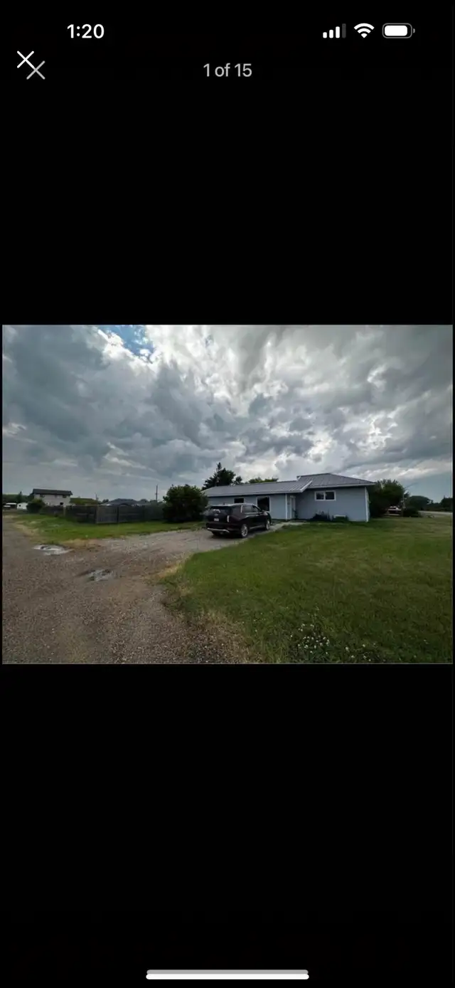 3 bedroom spacious home for sale. massive yard. built in 2010 in Houses for Sale in Regina - Image 2