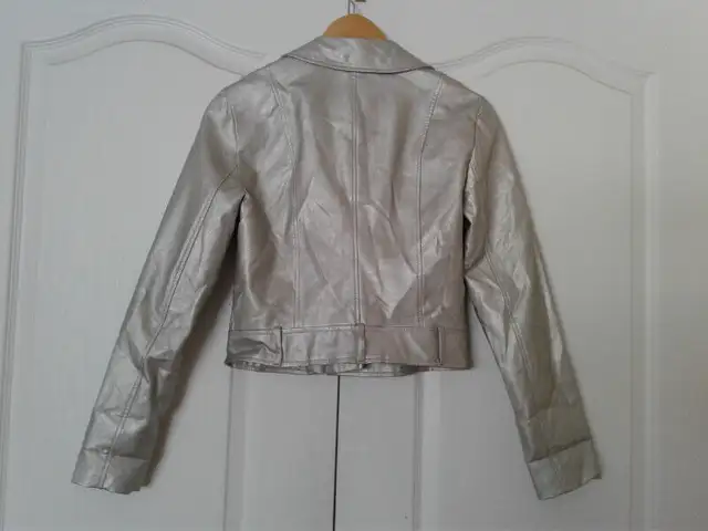 Forever 21/Zara ladies' jacket for sale in Women's - Tops & Outerwear in City of Toronto - Image 3