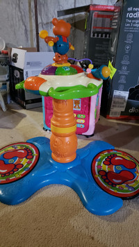 Vtech Sit to Stand Dancing Tower Toy
