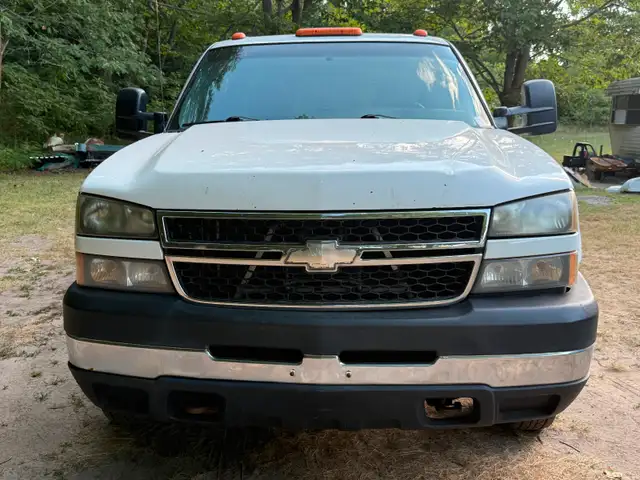 2007 Chevrolet Silverado 3500 6.0 GAS63838165344387121