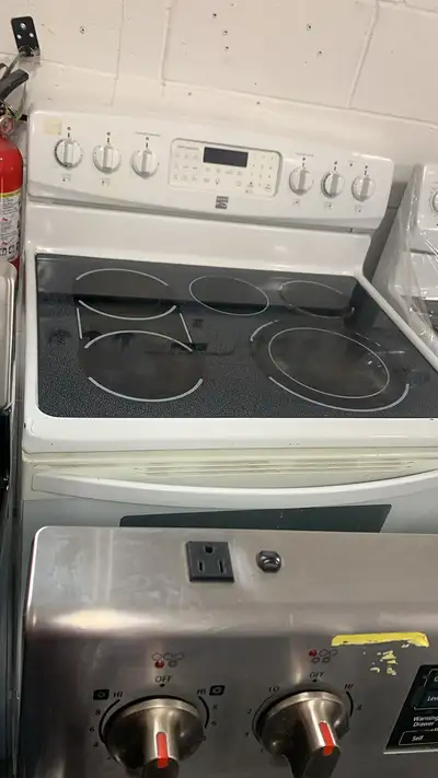 Stove - 30 Kenmore - Electric Range - White - Used, View more