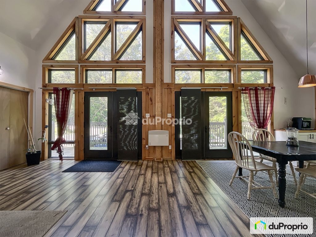 Maison/chalet à vendre – Sainte-Julienne – 3 ch. + garage 2 sdb — photo 3