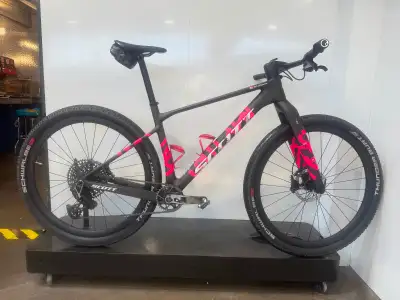 Large Scott Scale Gravel RC, View more